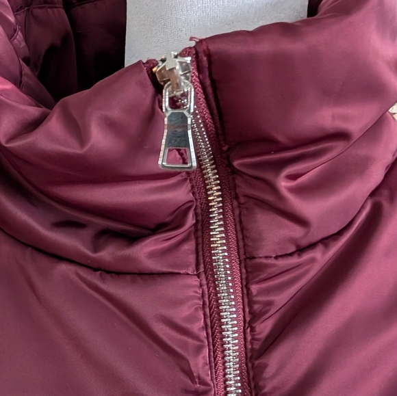 Burgundy White Chevron Colorblock Puffer Jacket Sz M Retro Sport Apres Ski - Picture 7 of 15